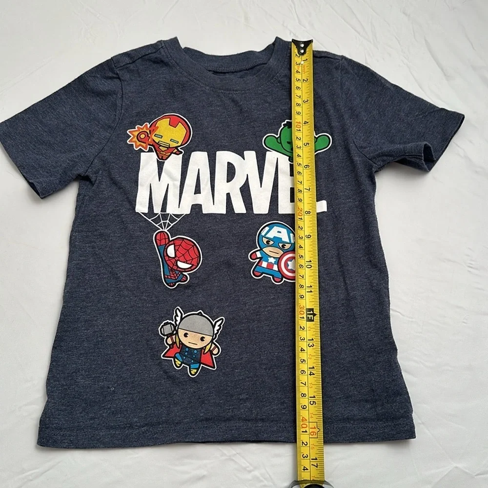 Old Navy Marvel multicolor character short sleeve crew neck t-shirt